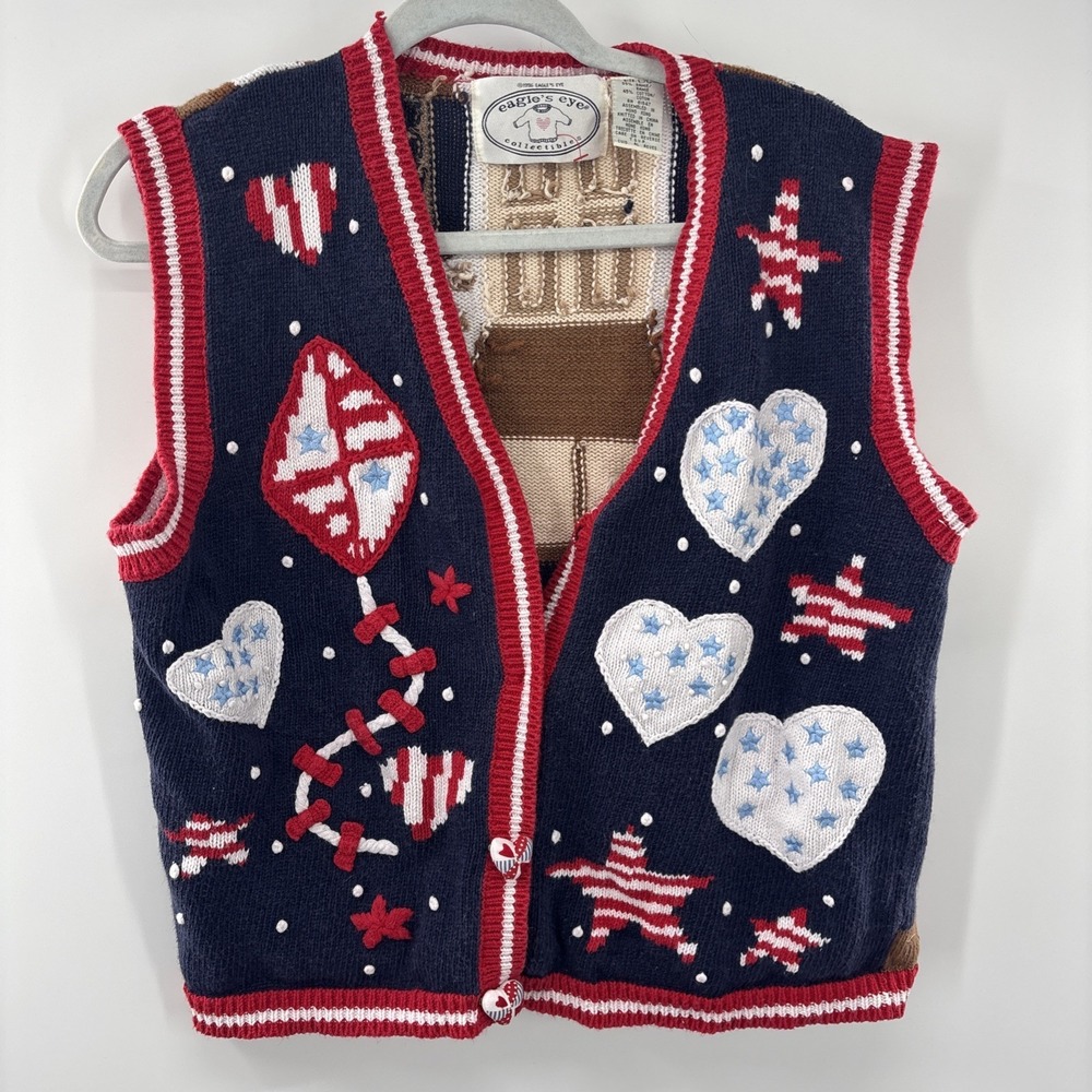 Vintage Y2K Eagles Eye July 4th Sweater‎ Vest Quilted Heart Button L Patriotic